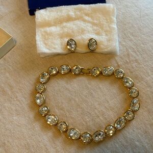 Robinson's May Elegant Gold Jewelry Set